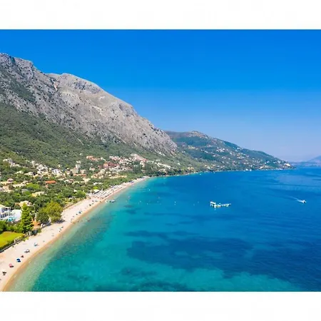 Vila Nikolakis Kerasia, On The Kerasa
