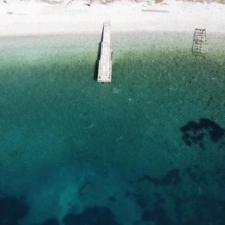 Nikolakis Kerasia, On The Vilă