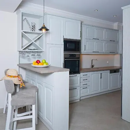 Nikolakis Kerasia, On The *