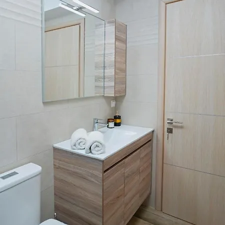 Nikolakis Kerasia, On The * Kerasa