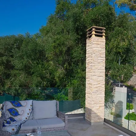 Nikolakis Kerasia, On The Villa *